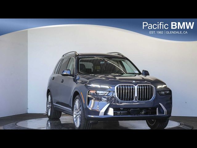 2025 BMW X7 xDrive40i