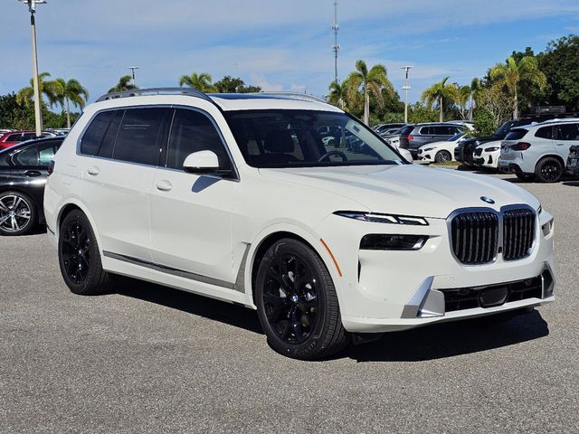 2025 BMW X7 xDrive40i