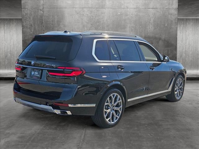 2025 BMW X7 xDrive40i