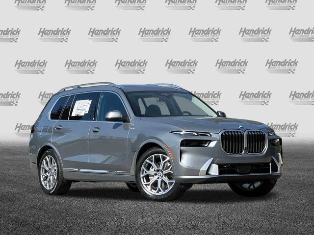 2025 BMW X7 xDrive40i