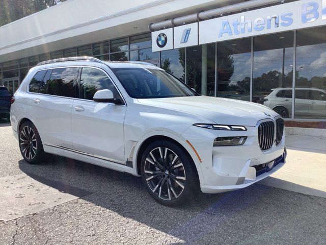 2025 BMW X7 xDrive40i