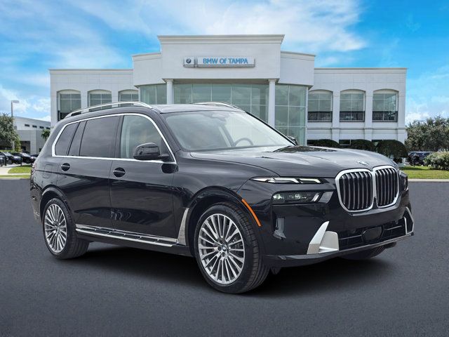 2025 BMW X7 xDrive40i