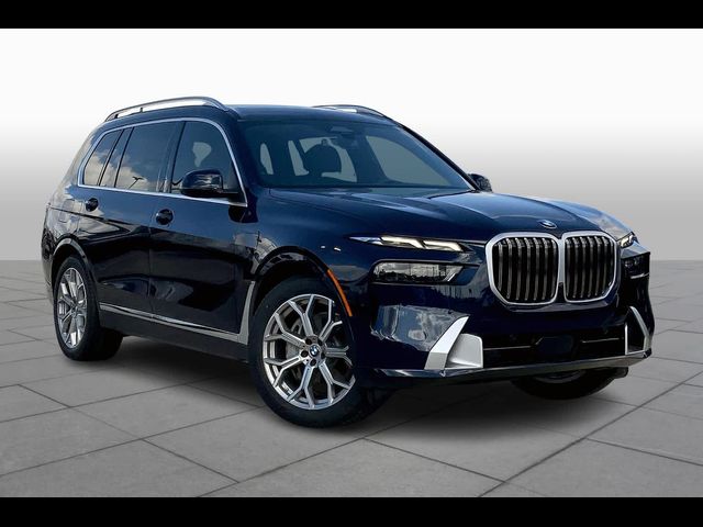 2025 BMW X7 xDrive40i