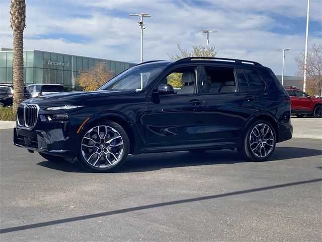 2025 BMW X7 xDrive40i