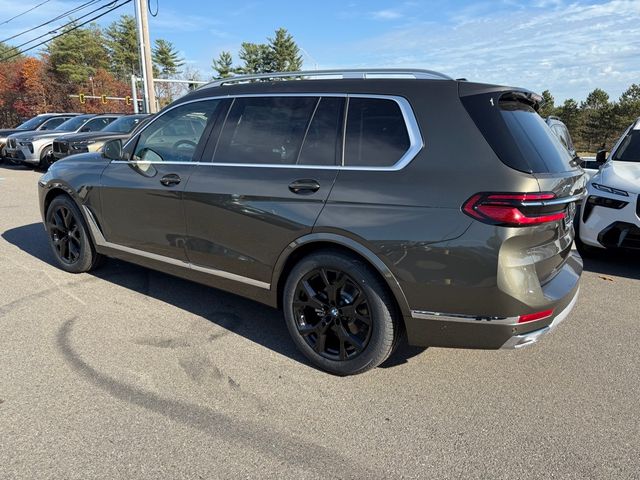 2025 BMW X7 xDrive40i