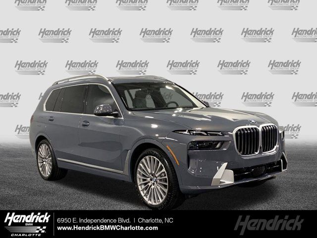 2025 BMW X7 xDrive40i