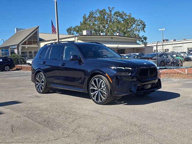 2025 BMW X7 xDrive40i