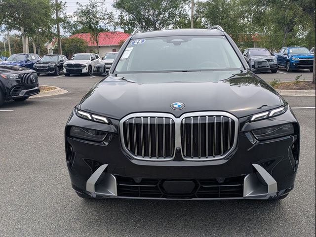2025 BMW X7 xDrive40i