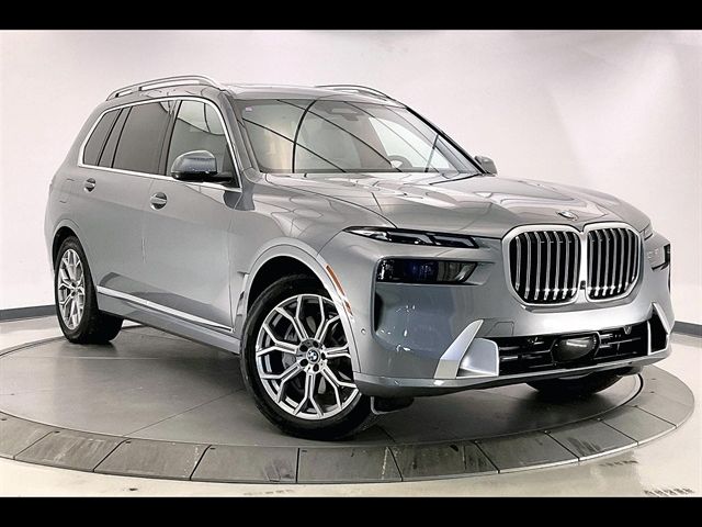 2025 BMW X7 xDrive40i