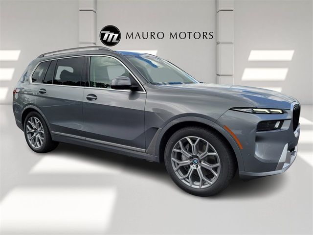 2025 BMW X7 xDrive40i