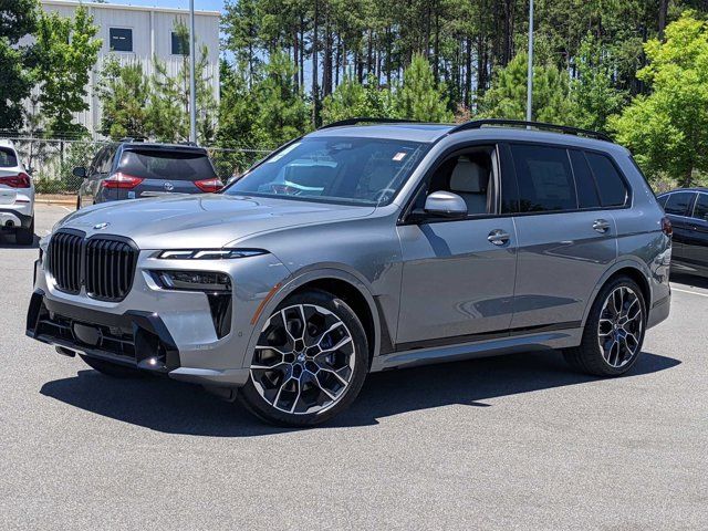 2025 BMW X7 xDrive40i