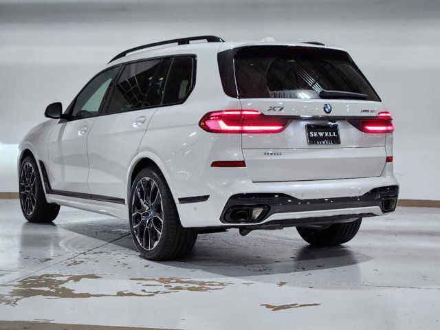 2025 BMW X7 xDrive40i