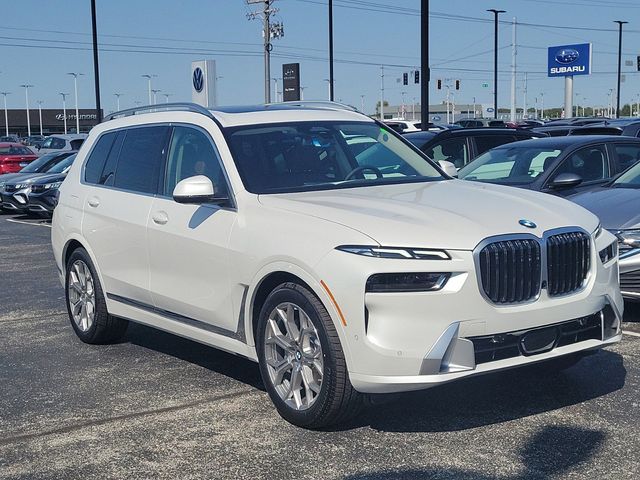 2025 BMW X7 xDrive40i