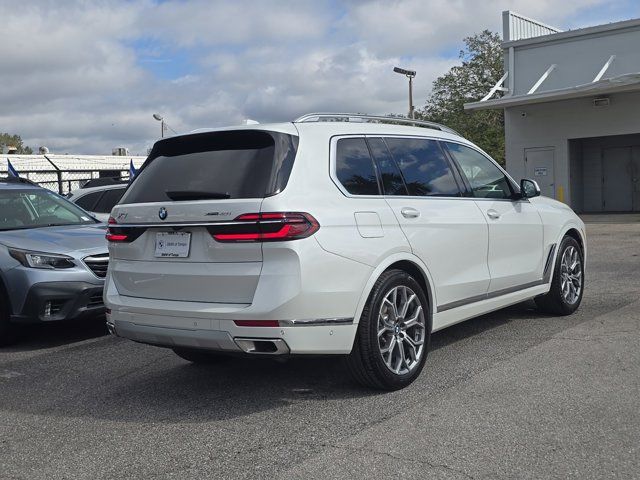 2025 BMW X7 xDrive40i