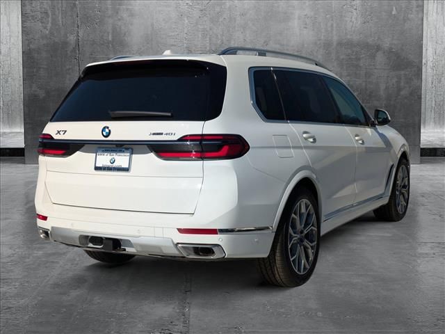 2025 BMW X7 xDrive40i