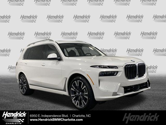 2025 BMW X7 xDrive40i