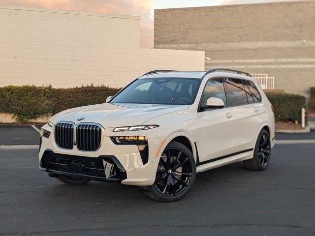 2025 BMW X7 xDrive40i