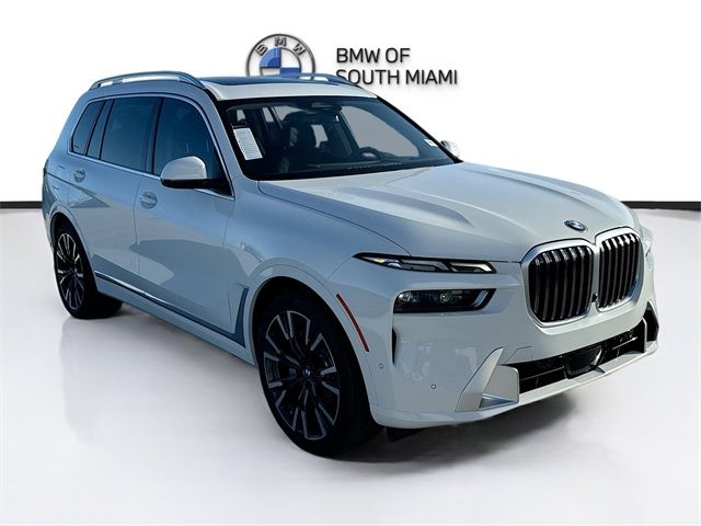 2025 BMW X7 xDrive40i