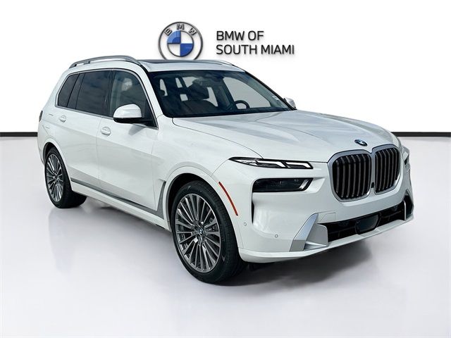 2025 BMW X7 xDrive40i