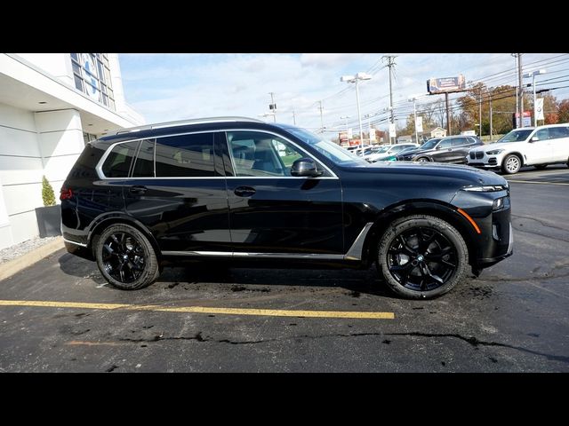 2025 BMW X7 xDrive40i