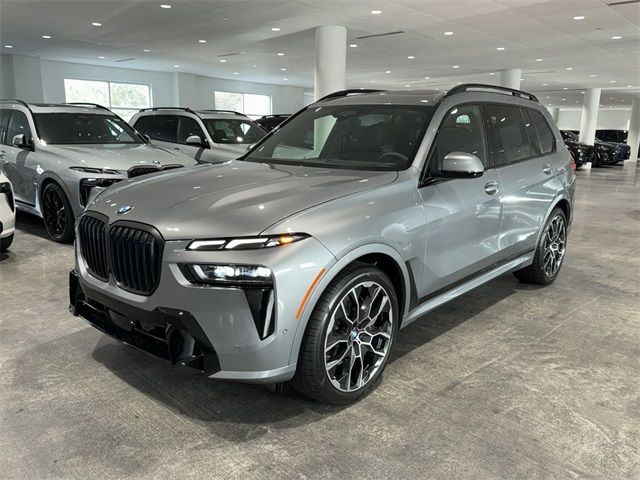 2025 BMW X7 xDrive40i