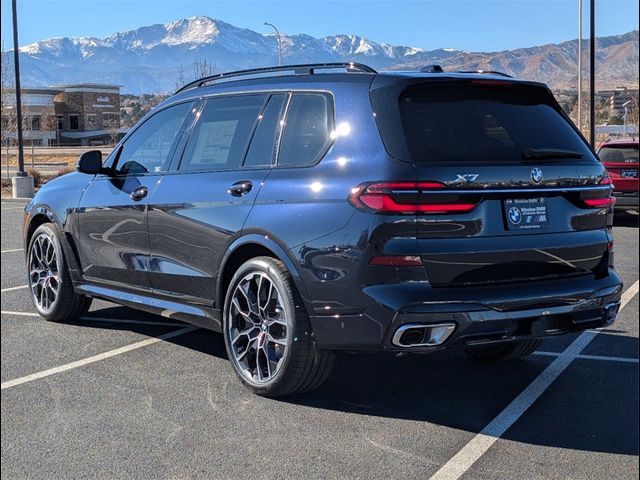 2025 BMW X7 xDrive40i