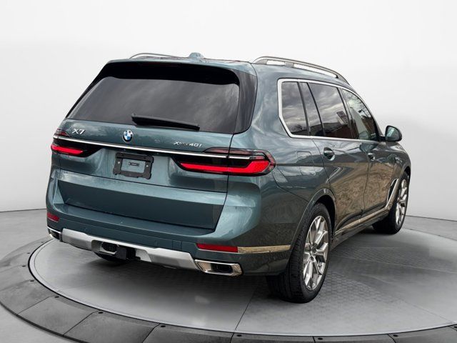 2025 BMW X7 xDrive40i