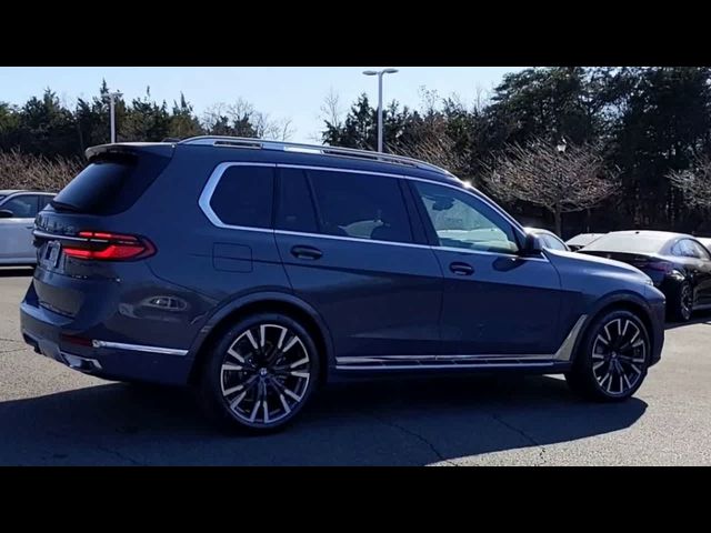 2025 BMW X7 xDrive40i