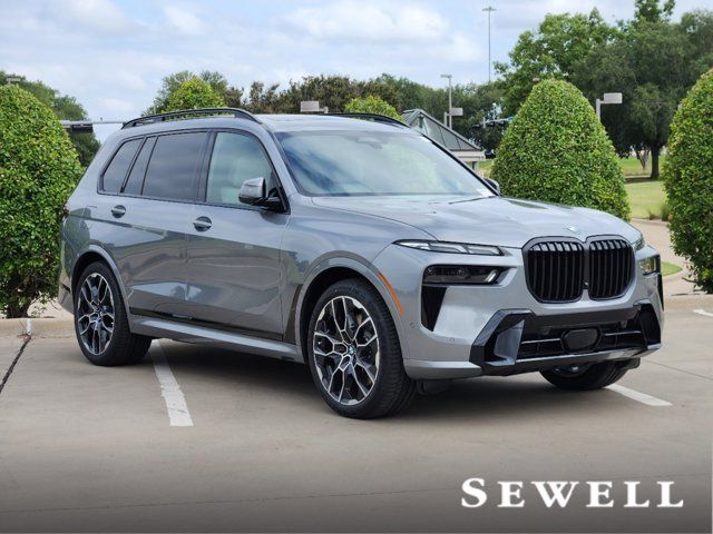 2025 BMW X7 xDrive40i