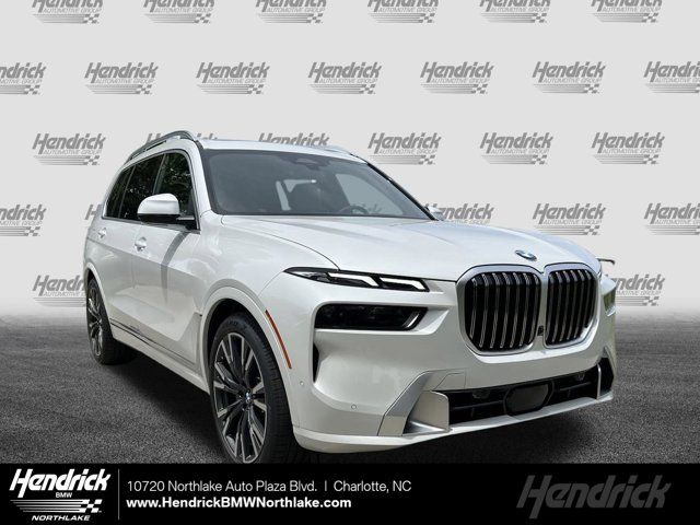 2025 BMW X7 xDrive40i