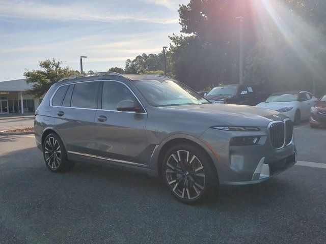 2025 BMW X7 xDrive40i