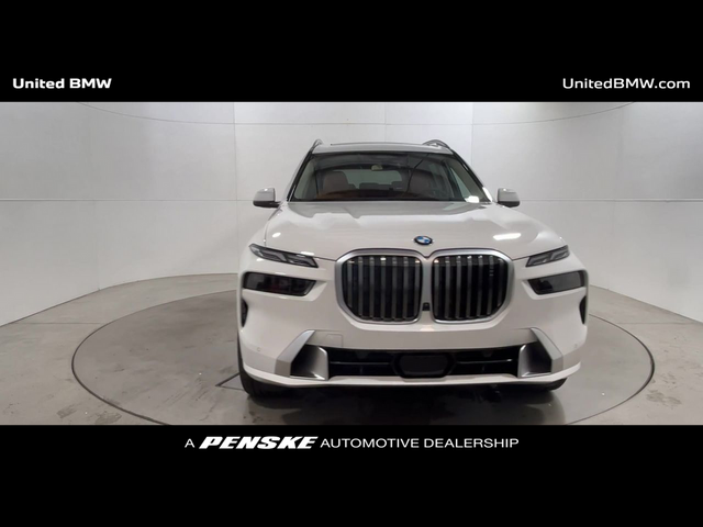 2025 BMW X7 xDrive40i