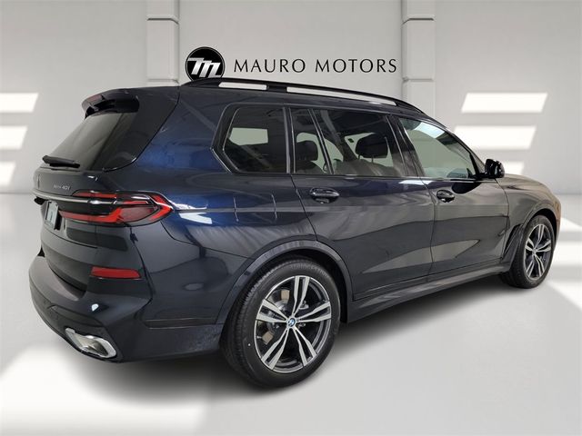 2025 BMW X7 xDrive40i