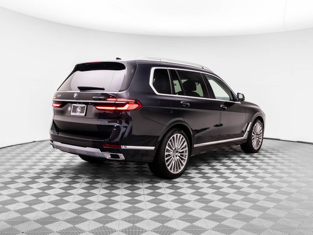 2025 BMW X7 xDrive40i