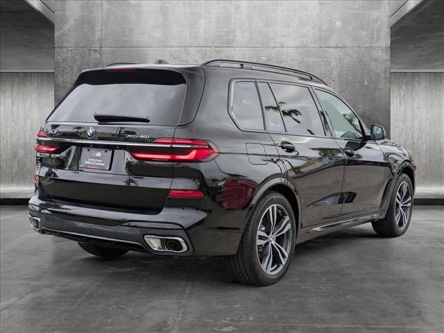 2025 BMW X7 xDrive40i