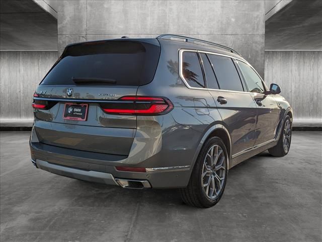 2025 BMW X7 xDrive40i