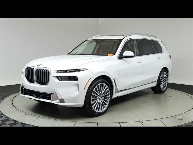 2025 BMW X7 xDrive40i