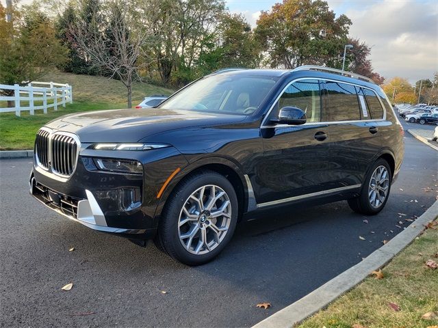 2025 BMW X7 xDrive40i