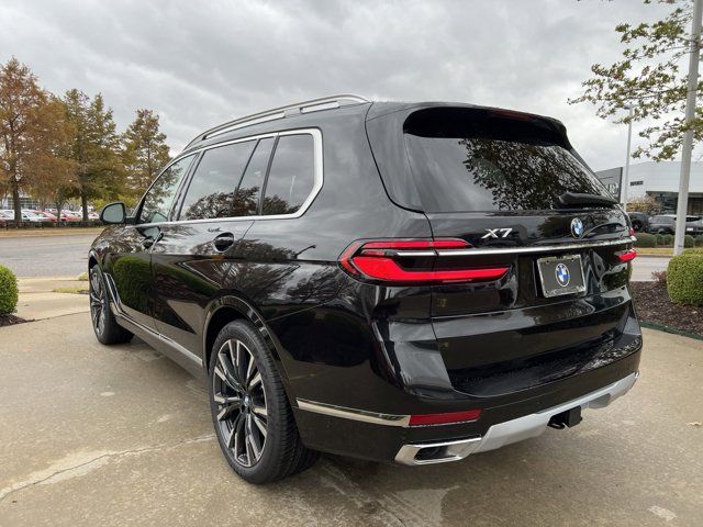 2025 BMW X7 xDrive40i