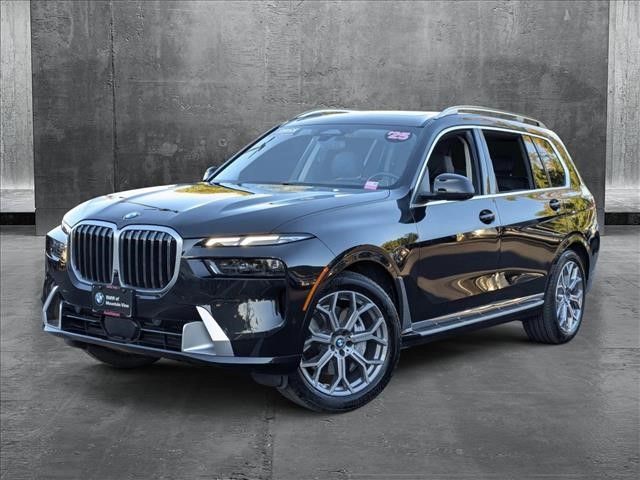 2025 BMW X7 xDrive40i