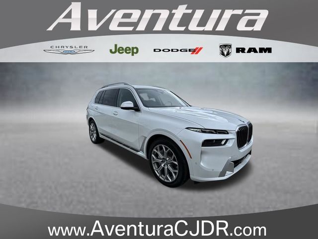 2025 BMW X7 xDrive40i
