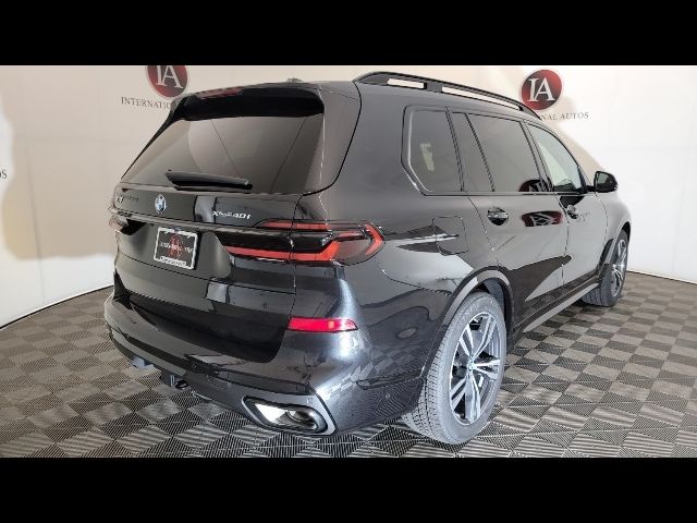 2025 BMW X7 xDrive40i