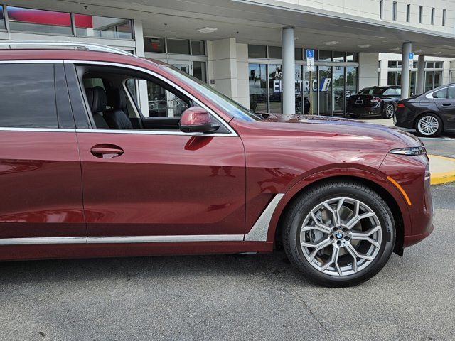 2025 BMW X7 xDrive40i