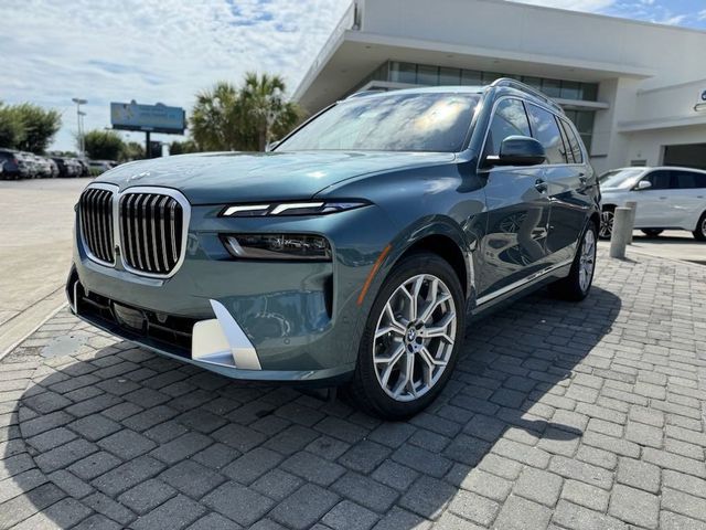 2025 BMW X7 xDrive40i