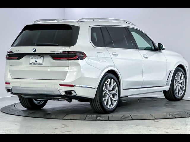 2025 BMW X7 xDrive40i