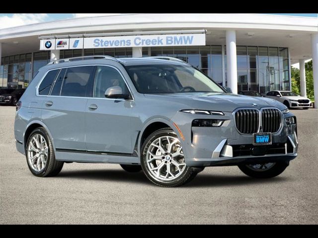 2025 BMW X7 xDrive40i