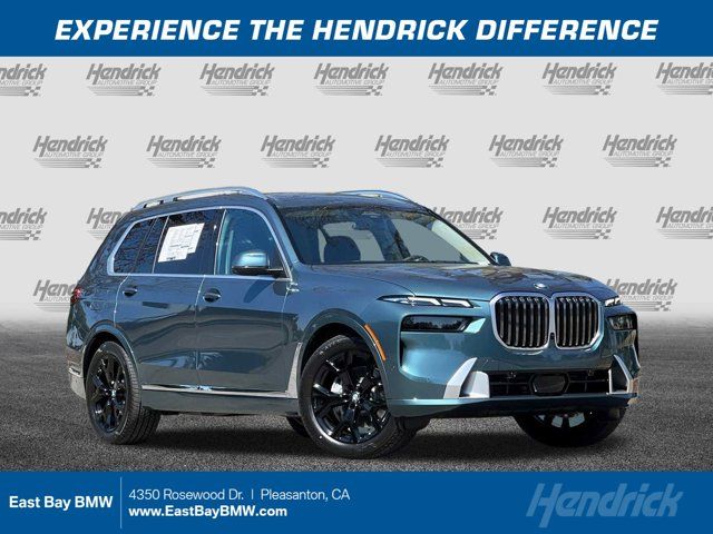 2025 BMW X7 xDrive40i