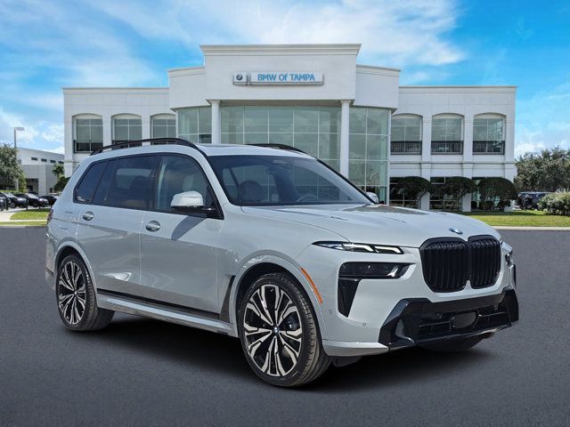 2025 BMW X7 xDrive40i