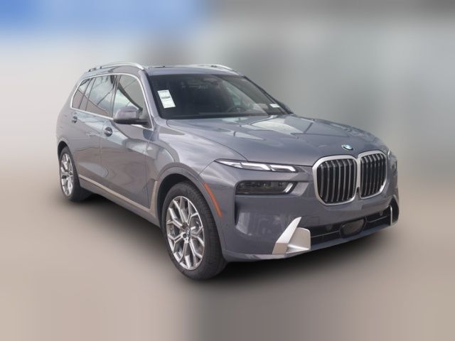 2025 BMW X7 xDrive40i