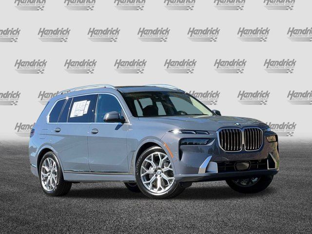 2025 BMW X7 xDrive40i